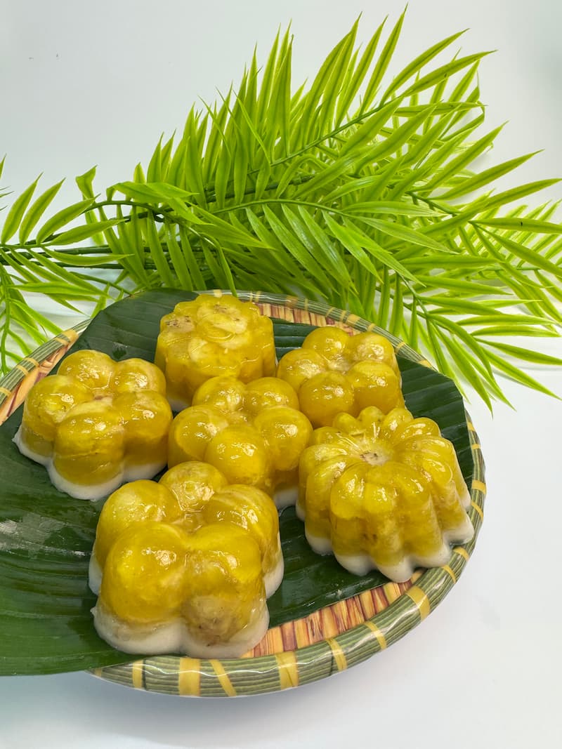 banh chuoi hap xoi che sai gon