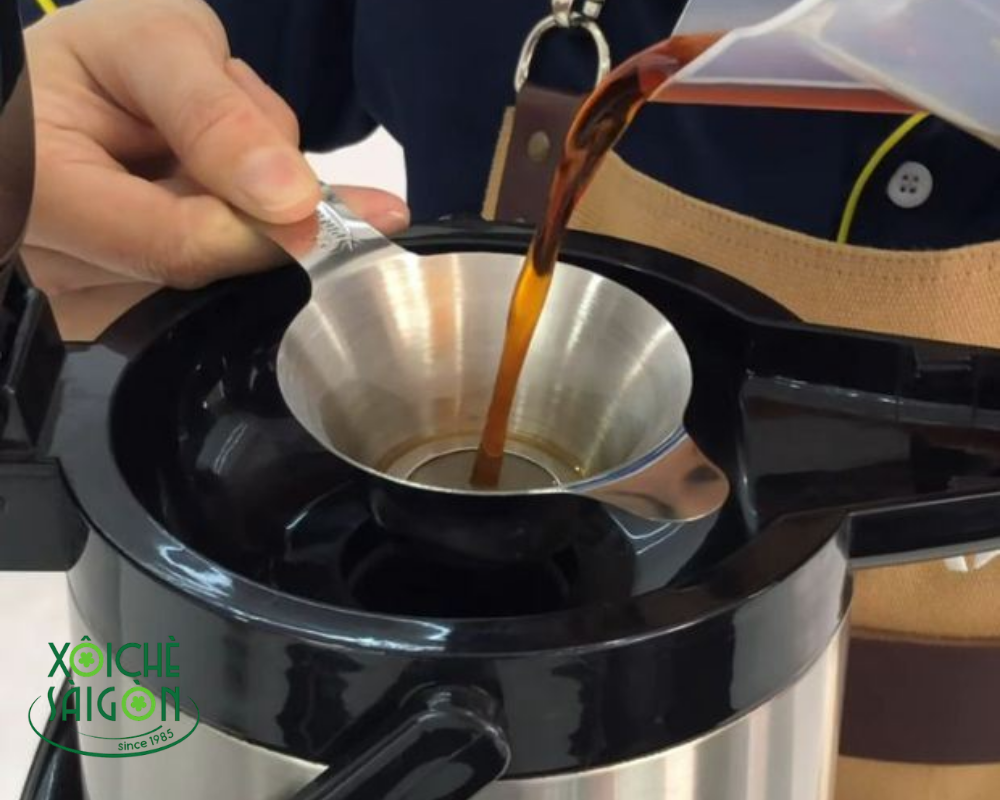 Cẩm nang ủ cốt trà đậm vị và kỹ thuật đóng chai chuẩn vị quán
