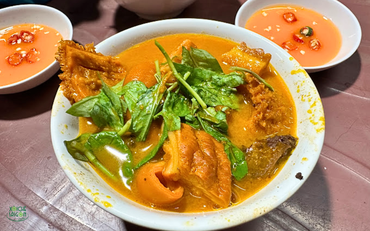 Phá lấu dì Tư